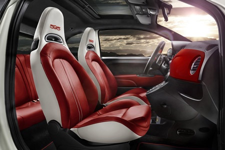 Có thể bạn chưa biết Abarth – Người khổng lồ “tí hon”. - 9 Cùng với mẫu 595 “50th Anniversary”, Abarth cũng sẽ mang tới Frankfurt mẫu 695 Maserati
